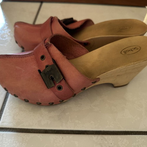 Scholl Pescura women's clogs like new, coral pink, wooden sole