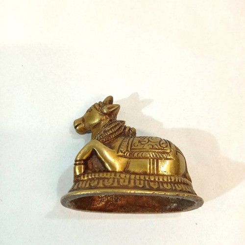 Handmade brass Nandi decoration like new