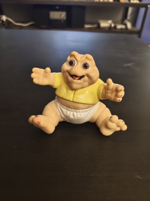 Baby Sinclair Disney 1991 figure used with rotating waist