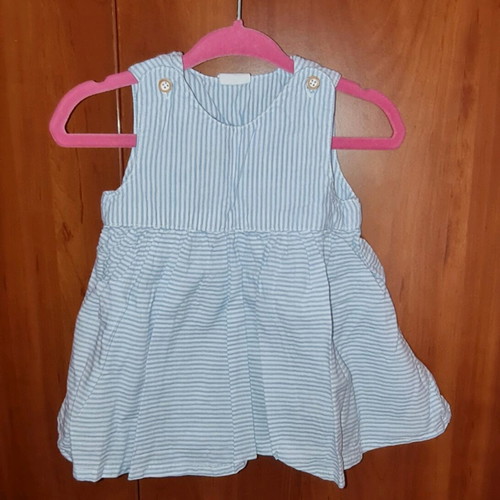 Pack of 8 baby dresses like new for 6-9 months girl