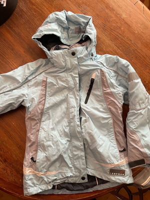Παιδικό μπουφάν Icepeak μεταχειρισμένο για σπορ στο χιόνι ηλικίας 7-10 ετών