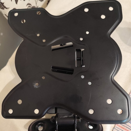 Wall Mount TV Bracket with Double Arm like new