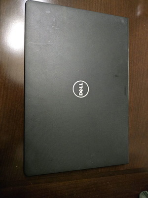 Laptop Dell i5 7200U 7ης γενιάς σαν καινούργιο με SSD 250GB και Radeon R5 M420