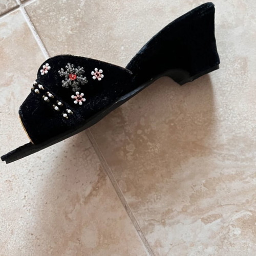 Vintage velour mules like new with beads, size 36