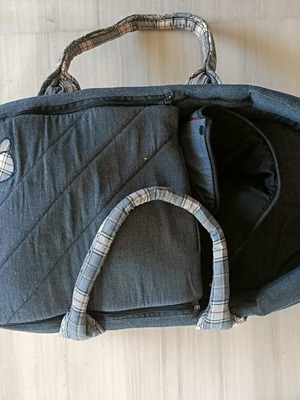 Baby Carrying Basket like new, practical and comfortable