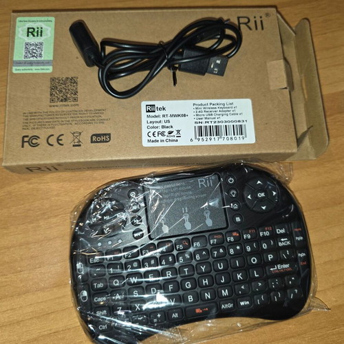 Rii RT-MWK08 Plus Mini Wireless Keyboard with Touchpad new