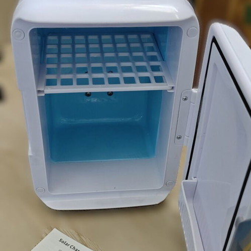 Mini Portable Fridge 4L New With Cooling And Heating