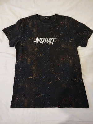 Bershka T-shirt used, size Medium, black multicolor