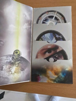 Set of 3 sci-fi DVDs like new with subtitles