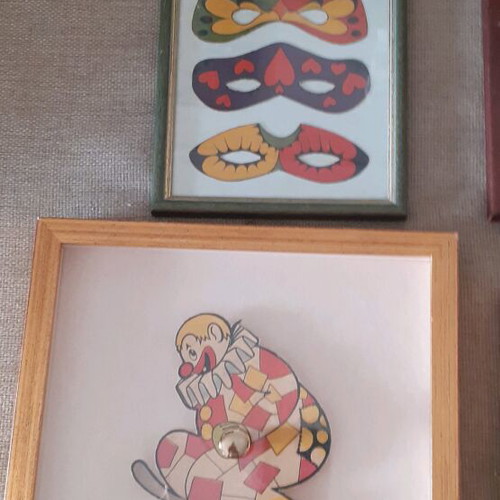 Frames with wooden borders like new, set of 5 with clowns and masks