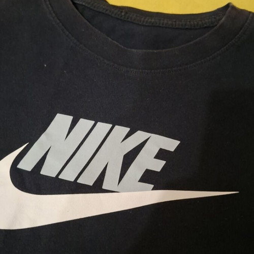 Παιδικό μαύρο T-shirt Nike, μέγεθος M (137–147 cm)