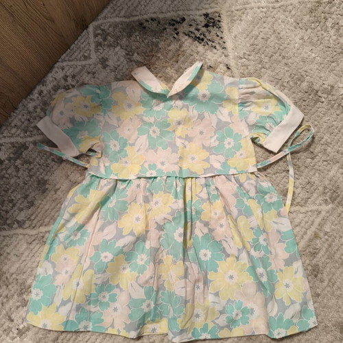 Girl's dress used