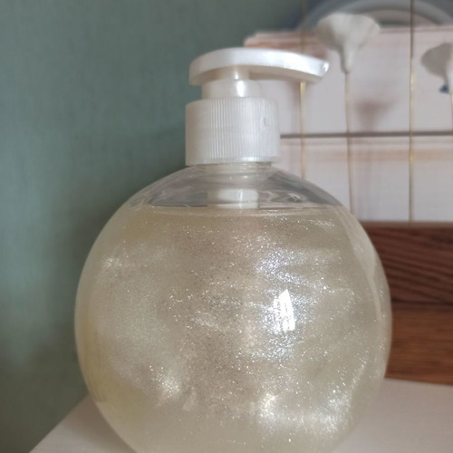 Perlier luxury liquid soap 500ml new with iridescent shine