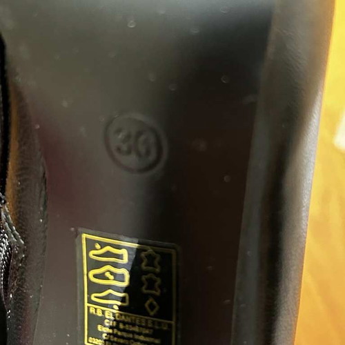 Roberto Botella leather ankle boots size 36 like new, black