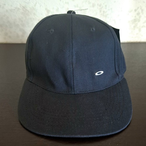Oakley Tinfoil Vintage Hat brand new, charcoal