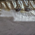 Crown earrings new, silver color