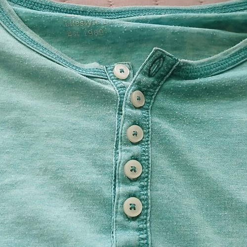 Men's t-shirt used, turquoise color, size L
