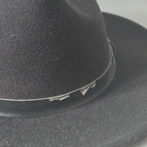 Italian vintage leather hat, black
