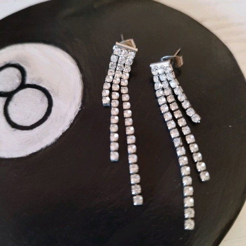 Silver dangling earrings like new with rhinestones