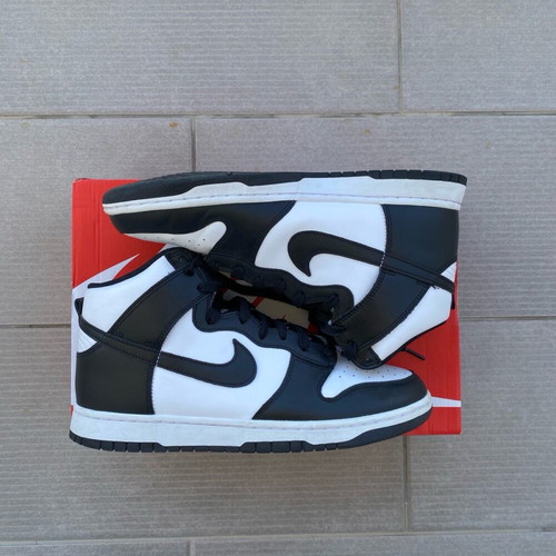 Nike Dunk High Panda 2024 like new, size 44, black and white
