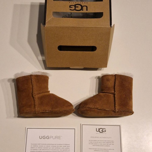 Ugg boot tan Agkalitsas Erin I/5202 like new