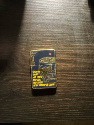 Lighter used with Che Guevara design