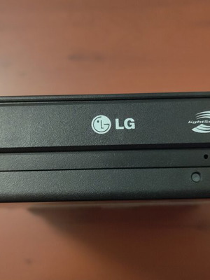 LG Super Multi DVD Rewriter GH22LS30 вътрешно CD/DVD устройство, SATA