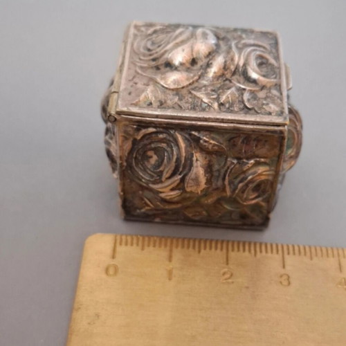 Pocket ashtray antique, like new