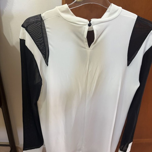 Long-sleeve blouse with sheer sleeves, like new, black and white