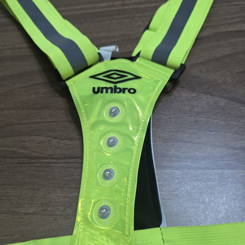 Umbro LED Reflective Waistcoat for Runners used