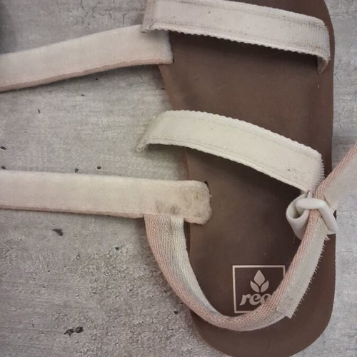Reef Little Ahi Convertible kids sandals, size 33/34