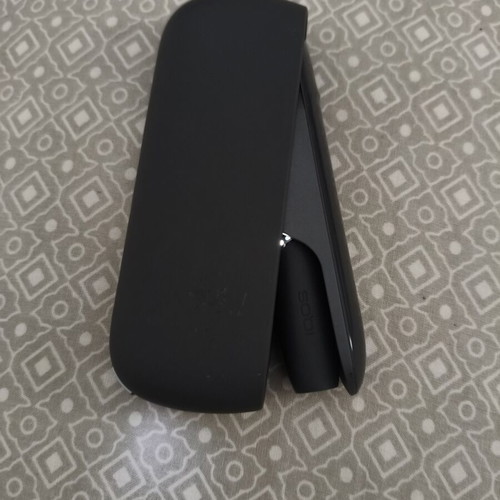 IQOS Iluma Mid Kit Azure like new