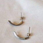 Earrings new impressive