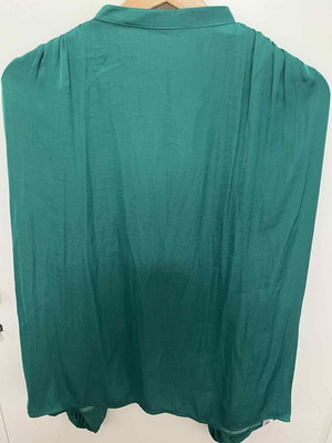 Mango top new, size S, green