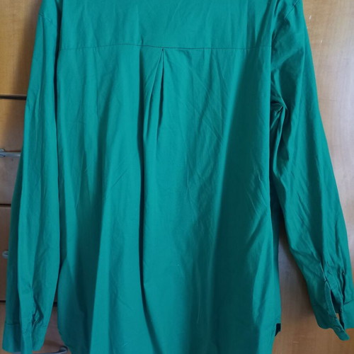 Oversized shirt green like new, one size