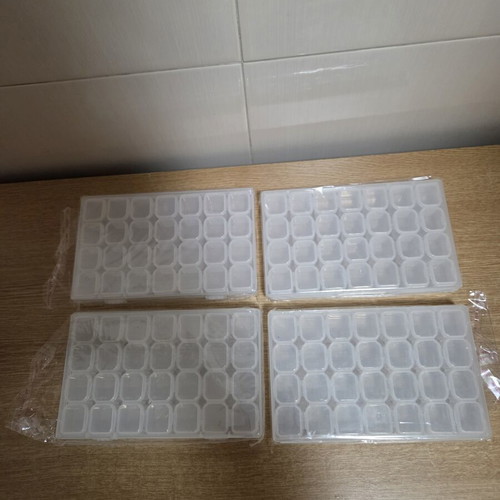 Plastic Storage Boxes with 28 Compartments Pack of 4, New