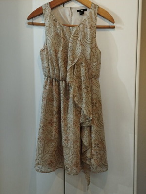 H&M short romantic dress small like new