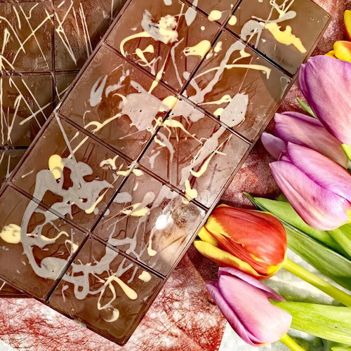 Dubai Chocolate Mold like new