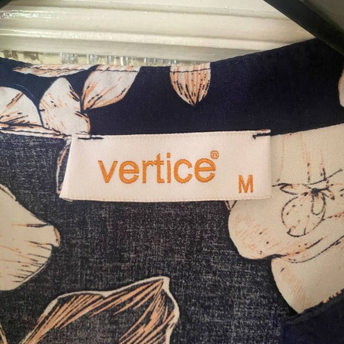 Vertice floral blouse M like new, navy blue viscose