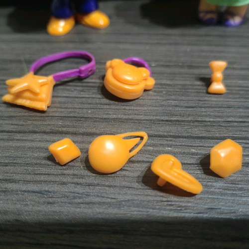 Pinypon mix is max collectible figures like new, 2 pieces