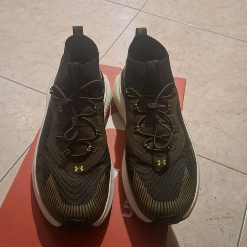 Παπούτσια Under Armour 44 ελαφρώς χρησιμοποιημένα, μαύρα αθλητικά