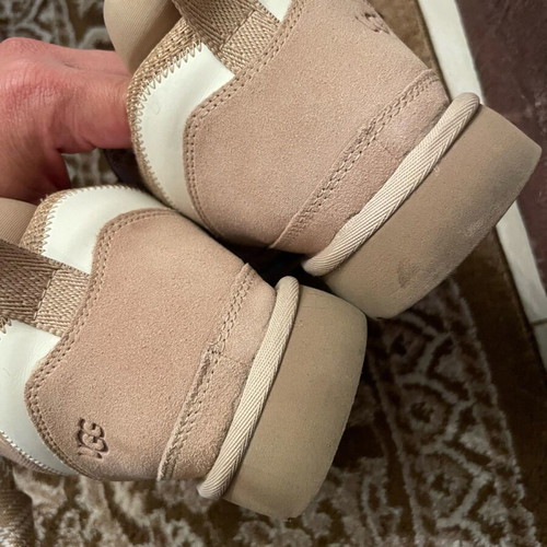 Ugg Lowmel boots like new, beige and brown, size 42