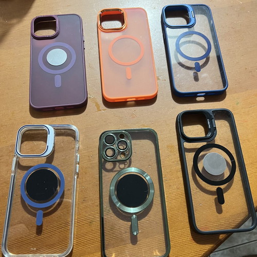 iPhone 13 Pro Max cases used with magnetic ring