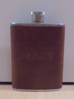 Dewar's scotch whisky μεταχειρισμένο μεταλλικό φλασκί με καφέ δέρμα