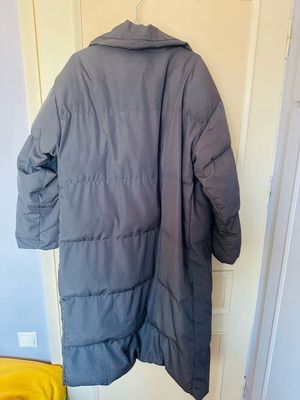 Long jacket like new, size L, purple
