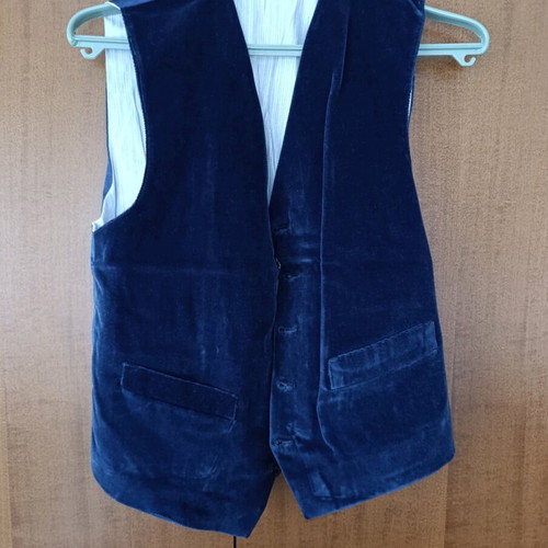 Blue velvet suit like new, tailor made