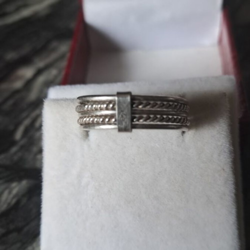 Silver 925 ring 5 rows like new
