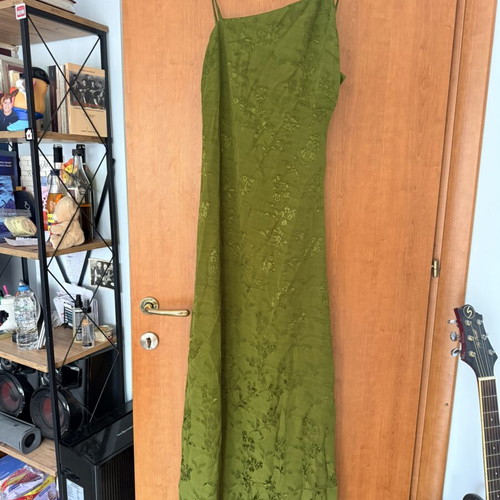 Nidodileda dress size M like new, olive green, slim fit
