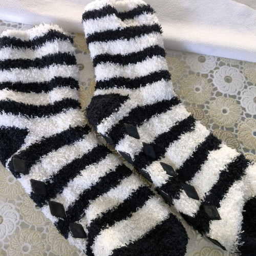 Set of 2 women's wool socks new size 36-40