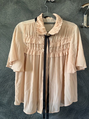 Zara beige shirt blouse like new, size M